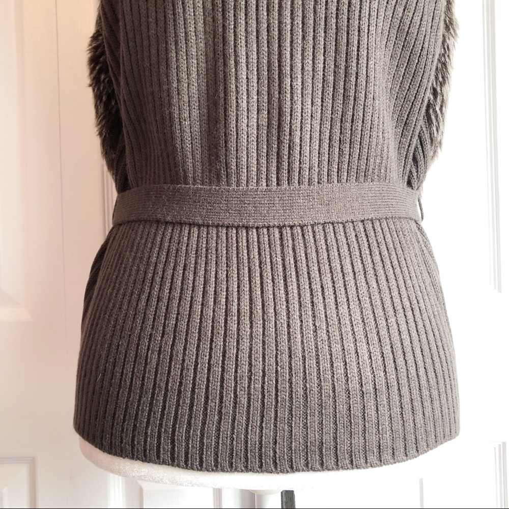 XOXO Juniors Cozy Brown Faux Fur Sleeveless Knit Sweater Vest w/ Belt XL - Picture 14 of 14